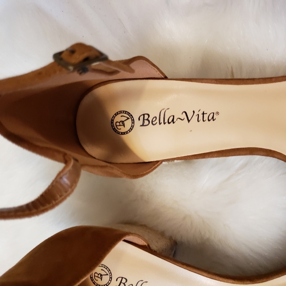 Nwot bella vita block heel sandals - Picture 8 of 8